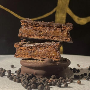 alfajor dulce de leche con pimienta negra